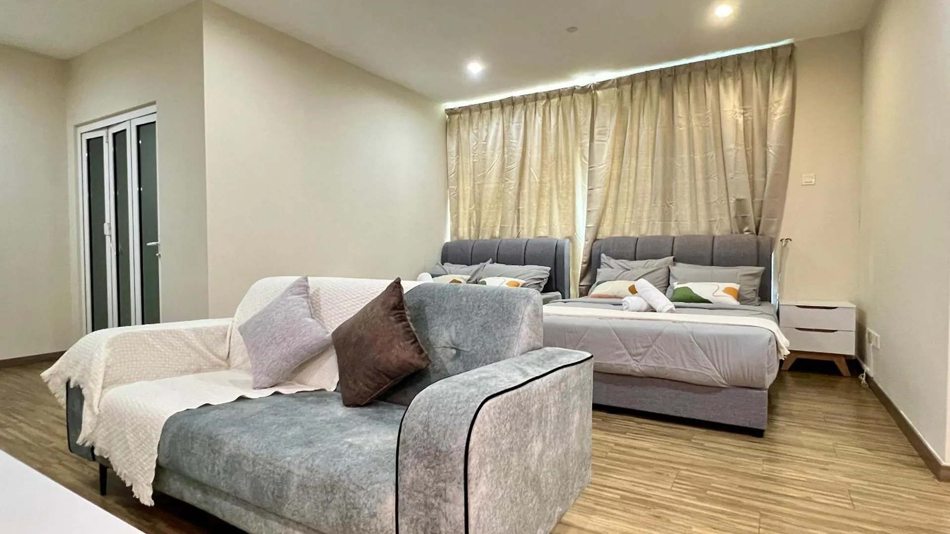 30 Off Monthly L 4Pax Designer Suite By Cityspace Kuala Lumpur