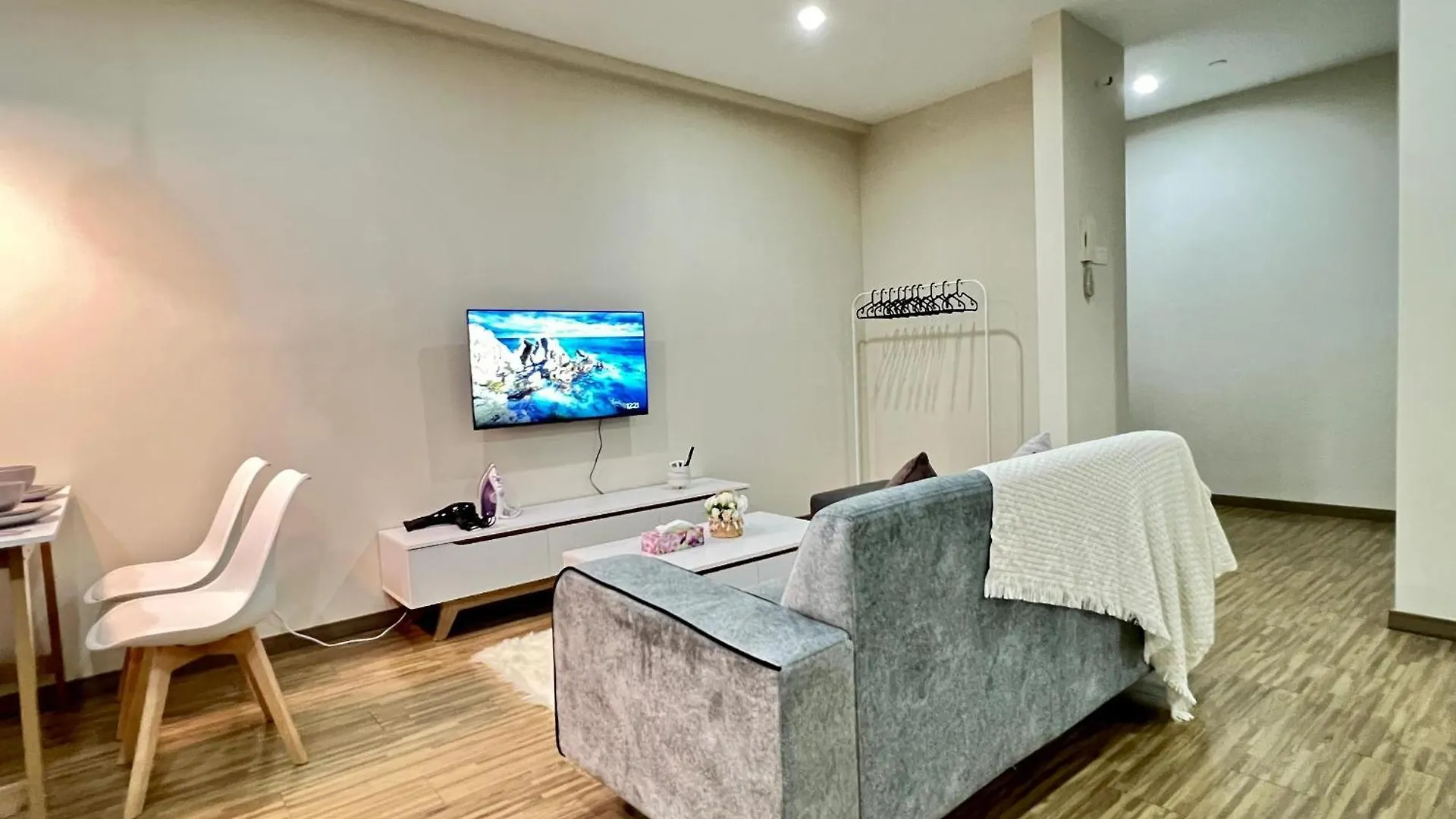 30 Off Monthly L 4Pax Designer Suite By Cityspace Kuala Lumpur 0*,